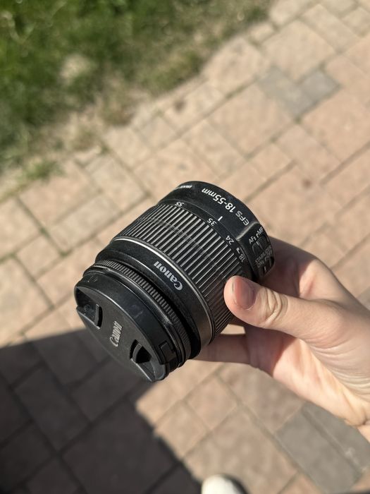 Фотокамера Canon