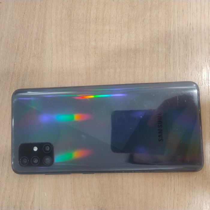 Samsung A51 экран глючит