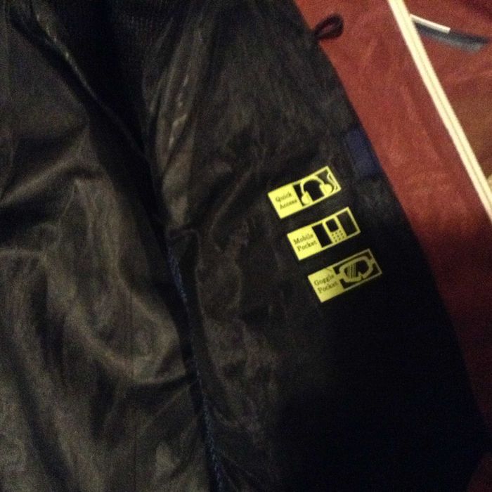 Ски яке Phenix , номер M/L , като Halti, Bogner, Kju,Vist