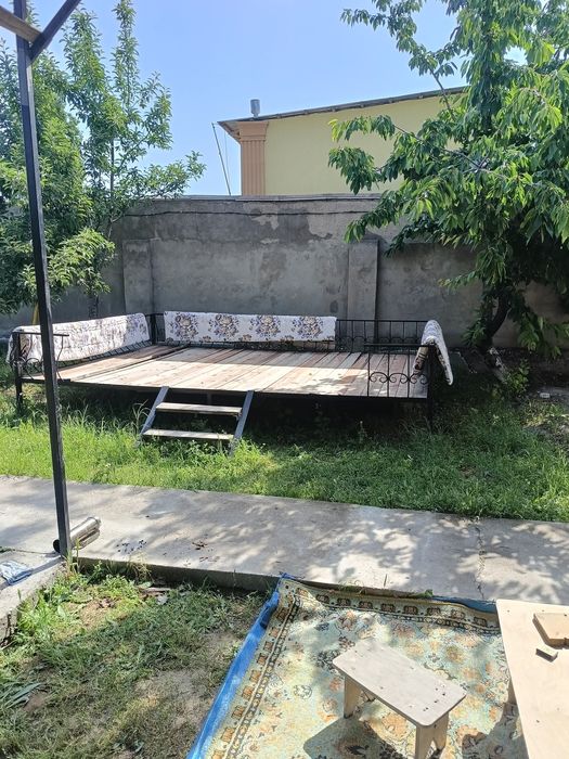 Тапчан металлический с полом