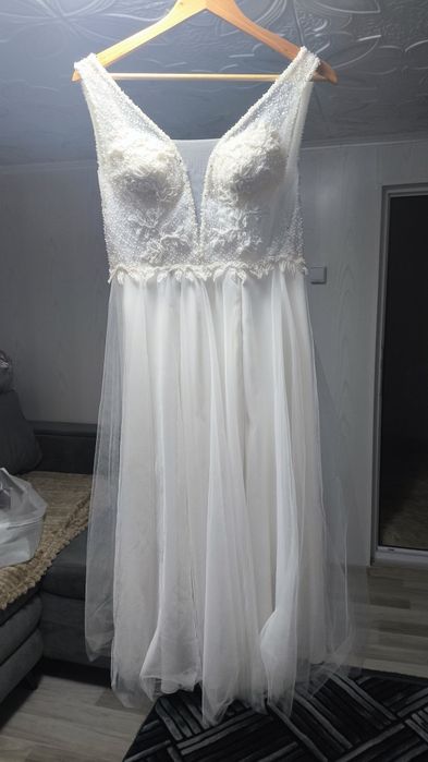 Vand rochie de mireasa