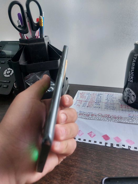 Honor 9 c holati yengide