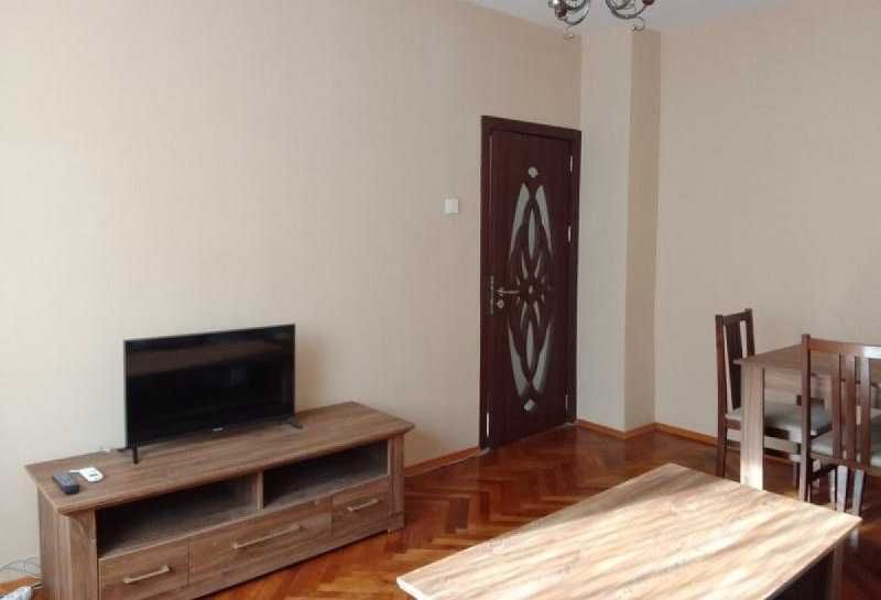 Дава се под наем Двустаен апартамент в София, Надежда 2 - 75 кв.м за 350 € - Снимка #2