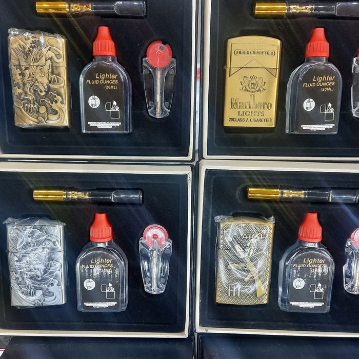 Зажигалки в наборе
