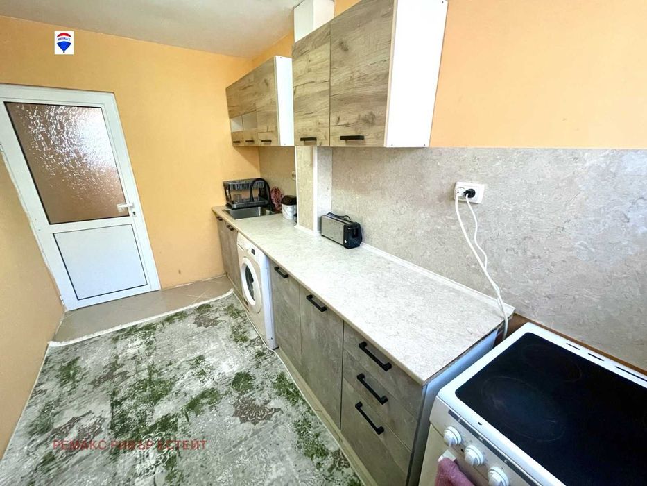 Продава се Тристаен апартамент в Русе, Здравец - 70 кв.м за 1623 €/кв.м - Снимка #4