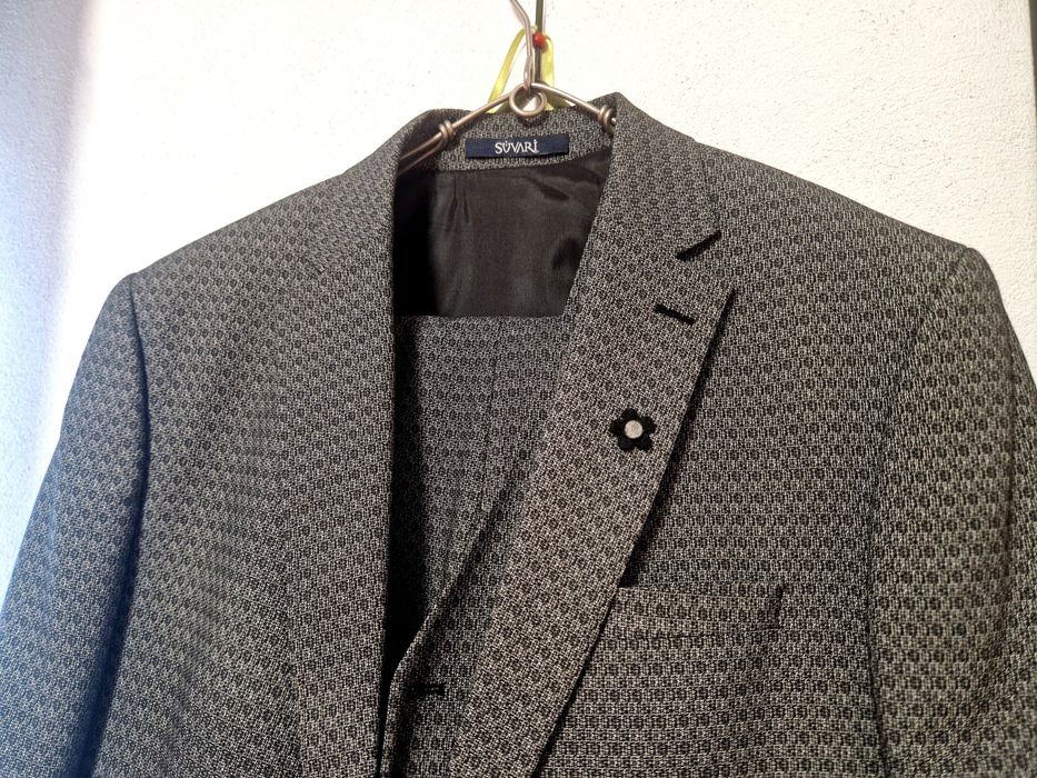 Costum barbatesc Suvari