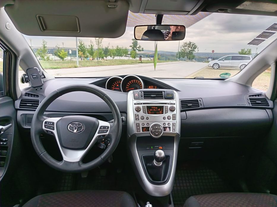 Toyota verso benzina