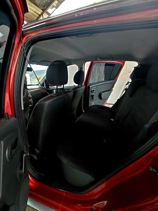 Se vinde mașină Dacia Sandero Stepway 2012