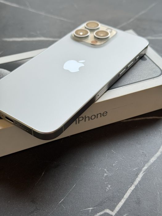 IPhone 15 Pro Max Silver 256GB