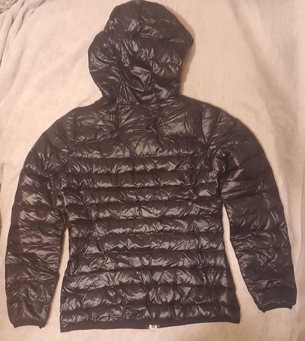 Черно преходно дамско яке  с пух