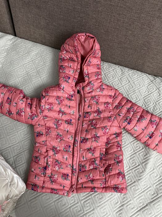 Продам демисезонную куртку