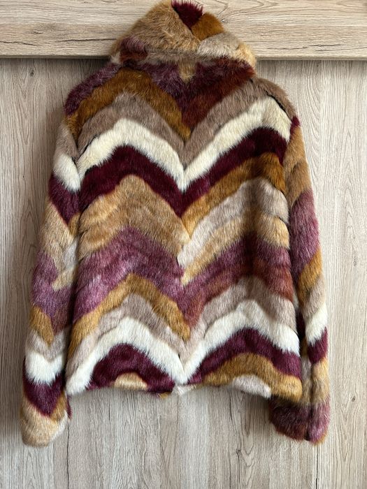 MANGO късо дамско палто размер S