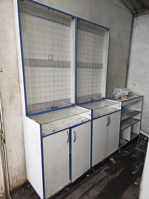 Продам торговые витрины
