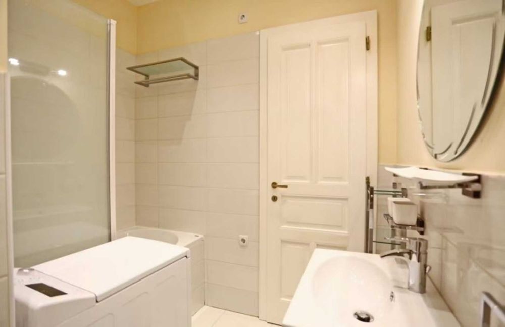 Дава се под наем Двустаен апартамент в София, Център - 55 кв.м за 408 € - Снимка #4