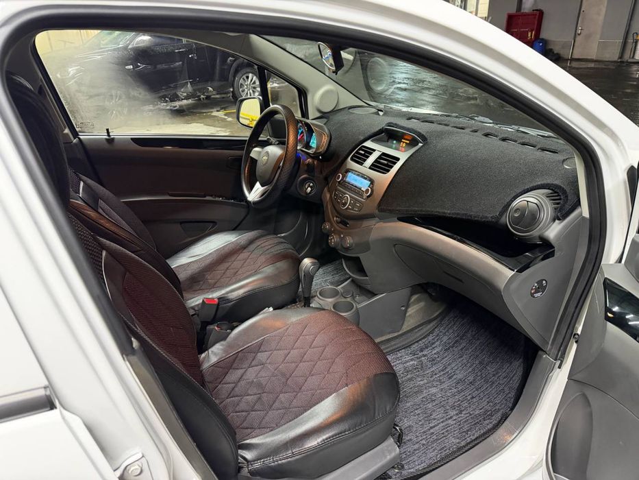 Chevrolet spark avtomat