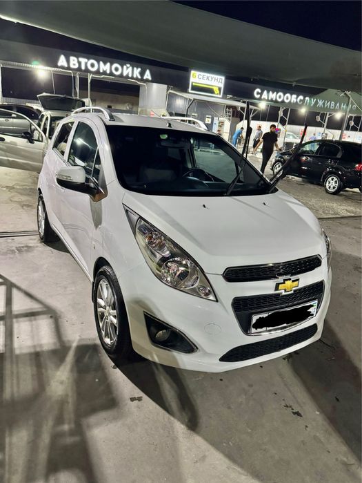 Продаю Спарк механика 2015 года