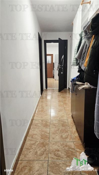 Vila cu 5 camere si 2 bai in zona Giulesti- sector 1, disponibila imed