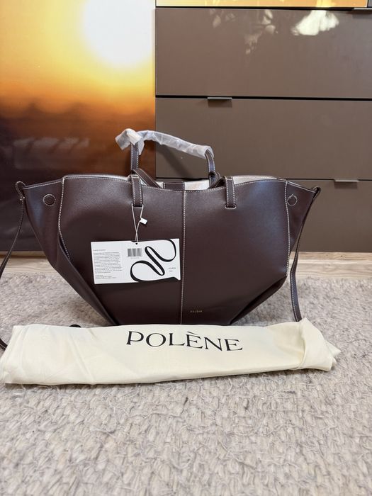 Poseta polene de liceu