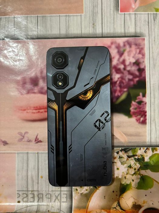 Продам телефон ZTE Нубия нео 5 g