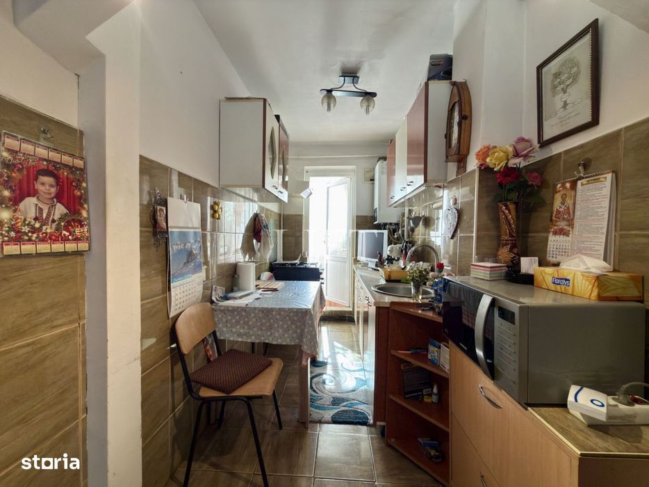 Apartament de 2 camere, 37mp, Zona Florilor - Astra