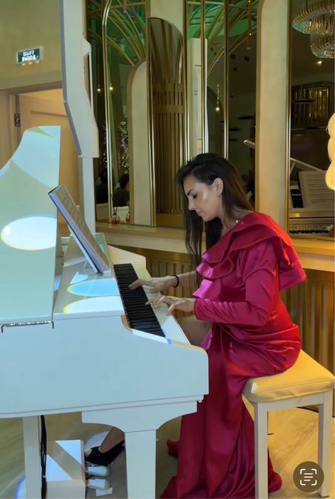 Репетитор по фортепиано