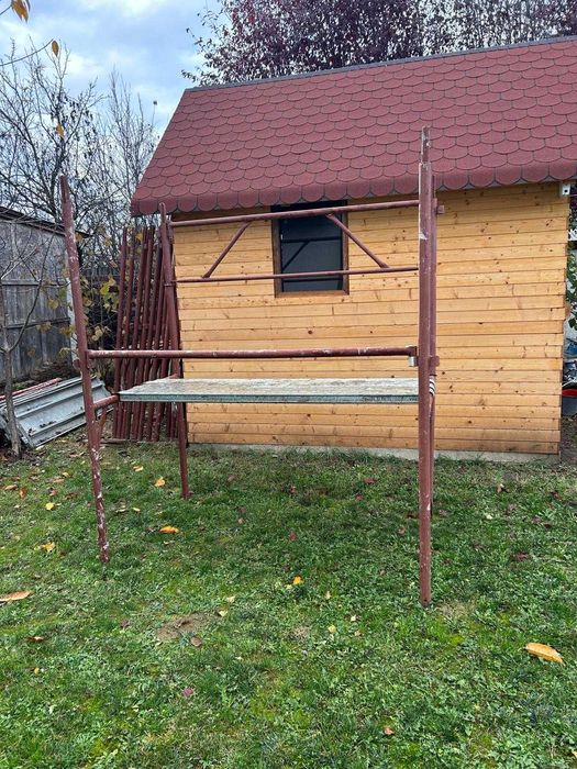 Schela metalica in condiție bună