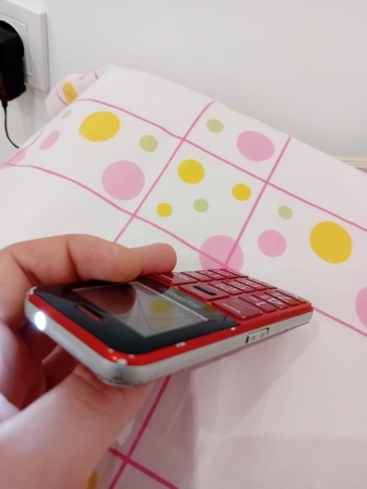 Телефон MyPhone,батерия и зарядно