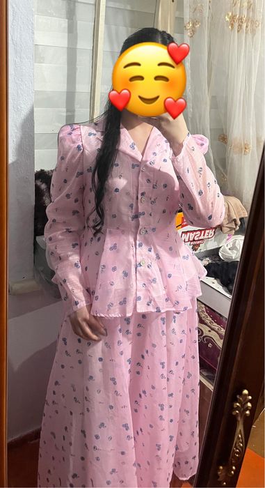 Вечерный койлек бир рет кийилген