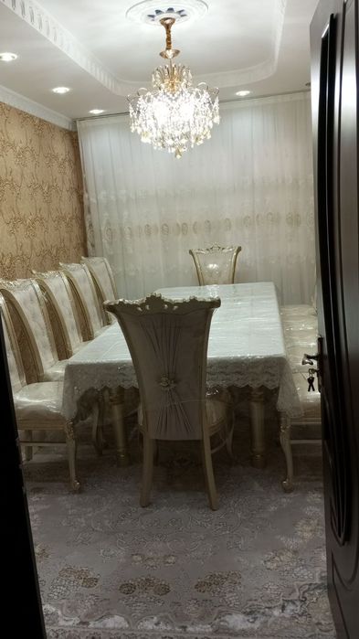 Stol stul 12 talik yongʻoqdan yasalgan baquvvat