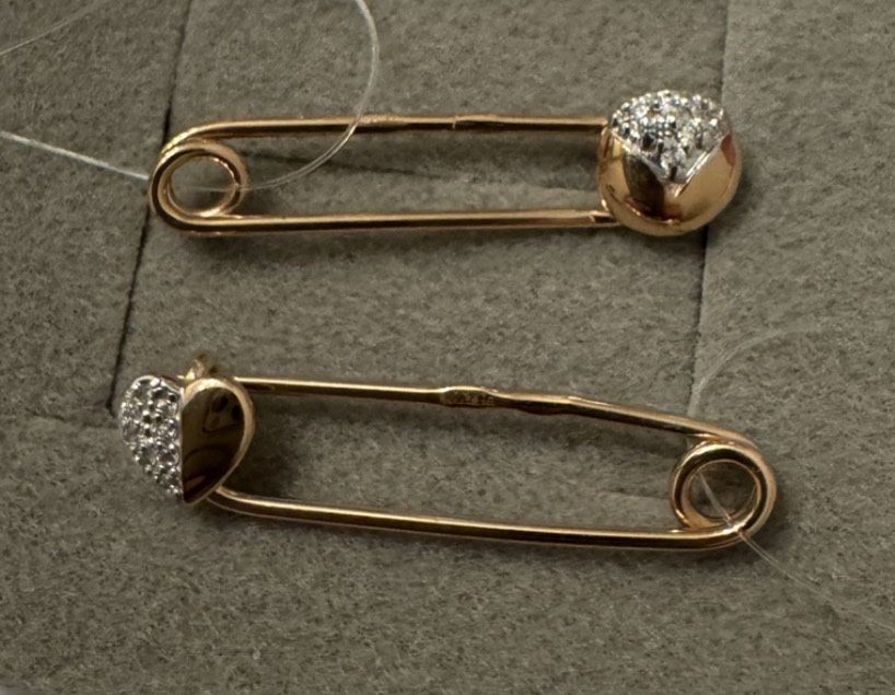 Золотые булавки 2’5-3 см