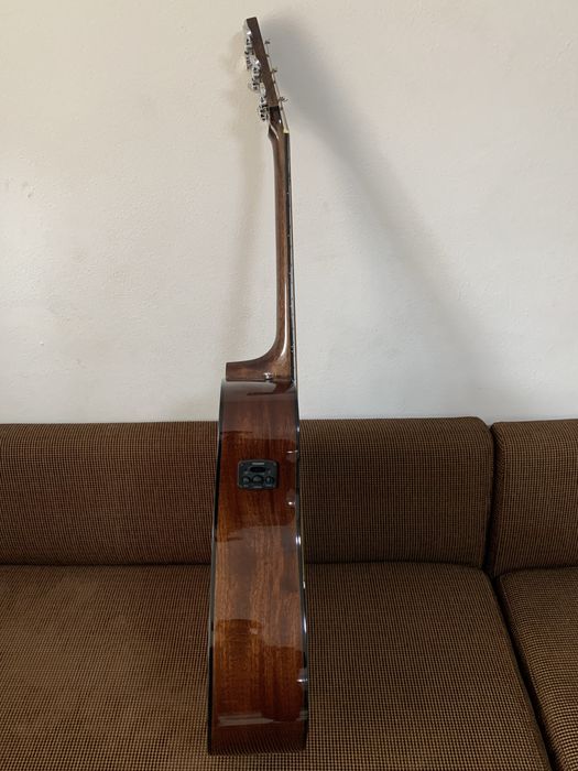 Chitară Fender electro-acustică