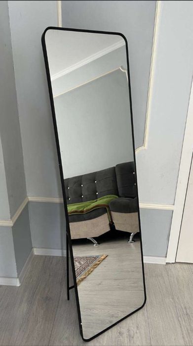 Зеркало напольное