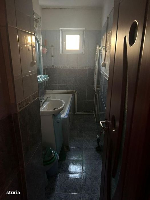 Apartament 2 camere, 42 mp, zona Bals