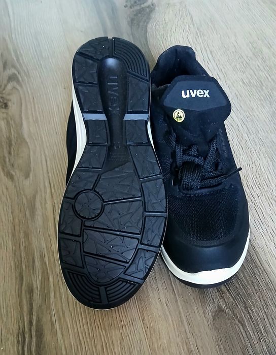 Pantofi de protectie Uvex sport, noi, marimea 37