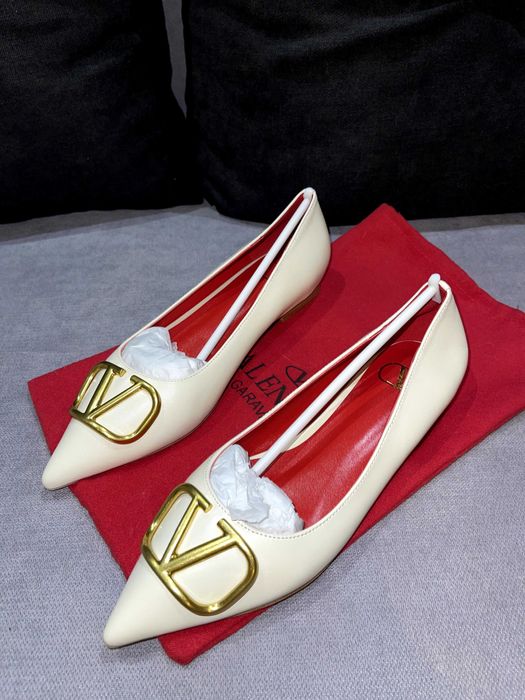 бели балерини на валентино равни обувки естествена кожа valenitno