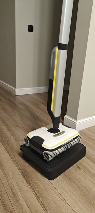 Электро швабра Karcher FC7