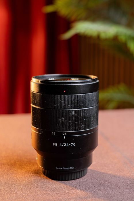 Sony FE 24-70mm f/4 ZA OSS