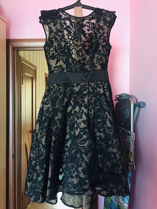 Платье нарядное