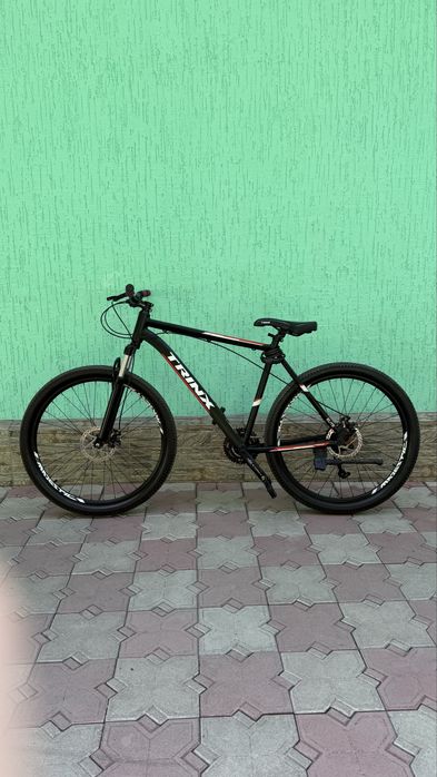 Trinx M1000 Elite Majestic