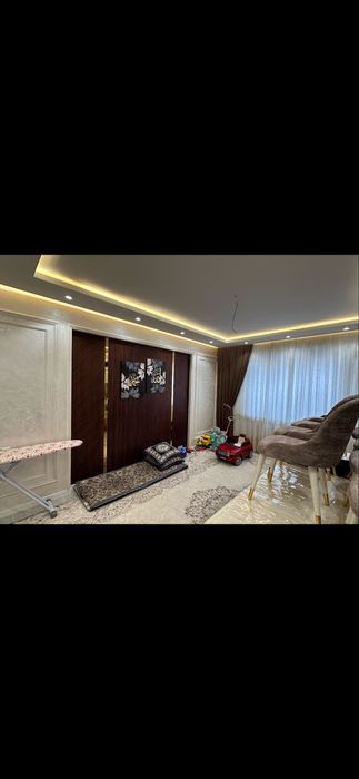 Kvartira sotiladi Sergeli tumani China house
