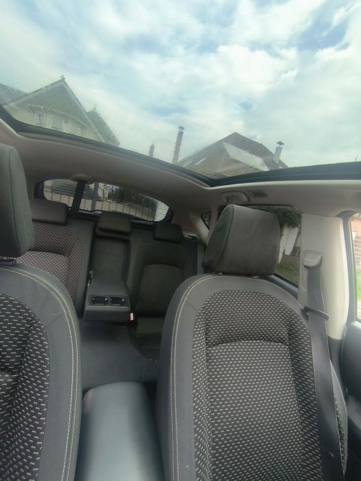 Vând nisan qashqai 1.6 benzina in stare foarte buna cu toate actele la zii
