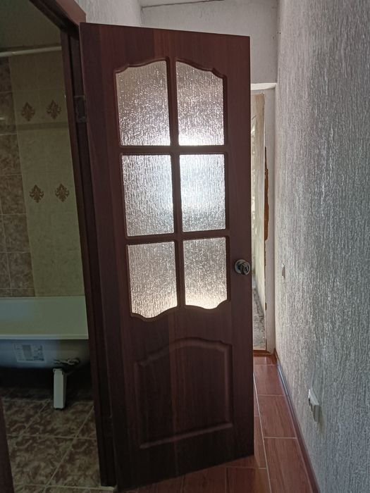 Продам межкомнатные двери