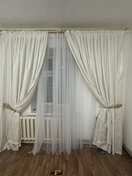 Шторы продается 3 комплекта