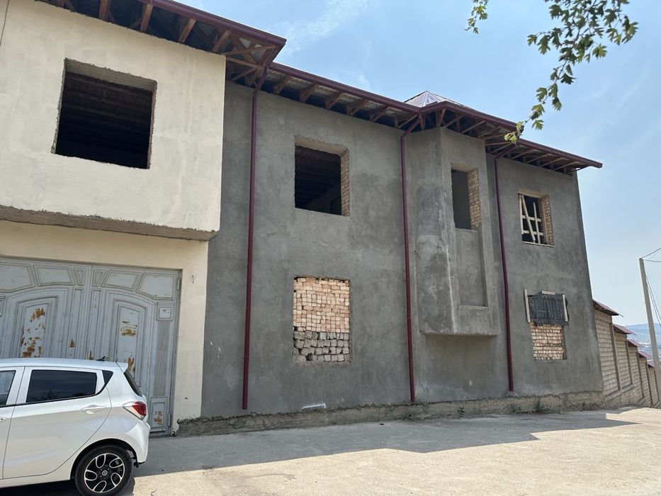 Дача Сотилади Сув Буйида