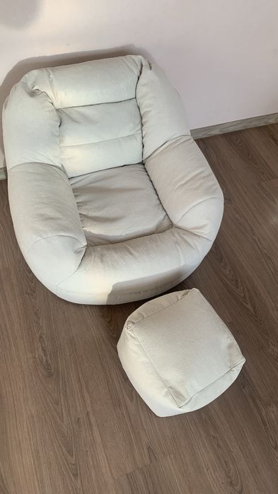 Продаю маленькое кресло