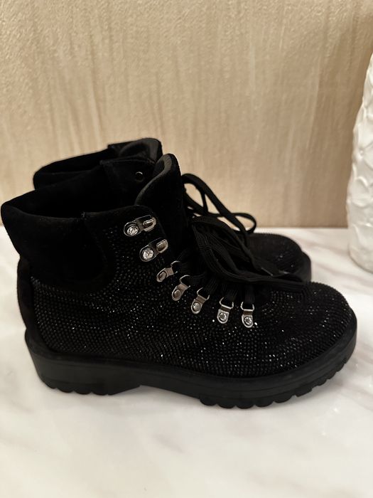 Ботинки  TOSCA BLU оригинал . Алматы .