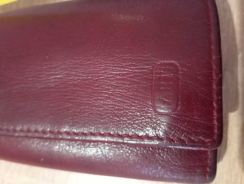 Дамско кожено портмоне на фирма ART