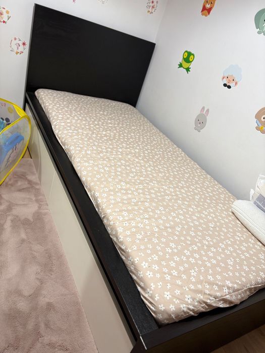 Vand 2 paturi de o persoana