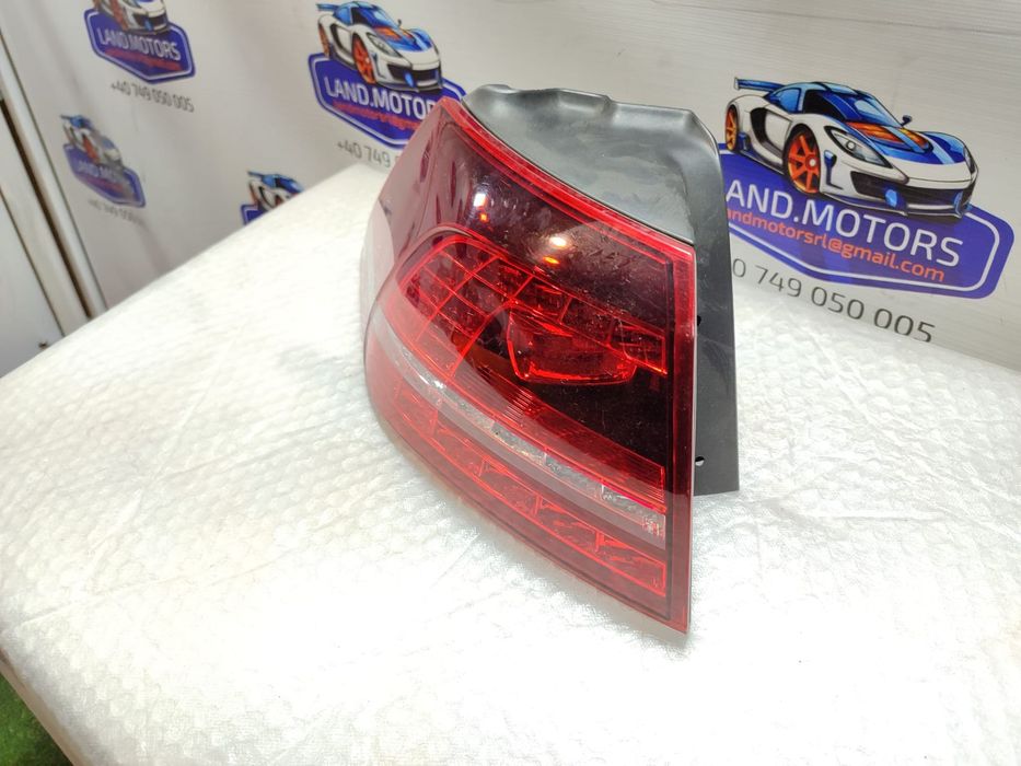 STOP TRIPLA SPATE ARIPA STANGA CU LED VOLKSWAGEN VW GOLF 7 HATCHBACK / COD OEM 5G0945207 2012-2017 (4I2)