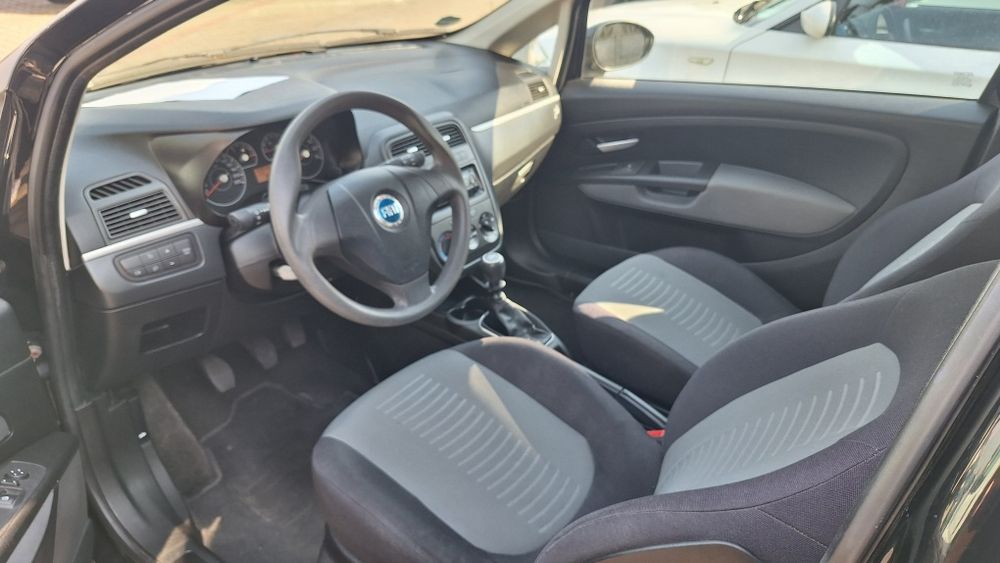 Fiat Grande Punto 2007 - 1.4i 78CP - Clima